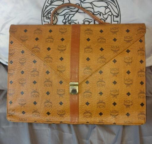 最終値下げします。MCM ビジネスバッグ　中古美品