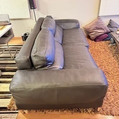 本革高級ソファー150万円