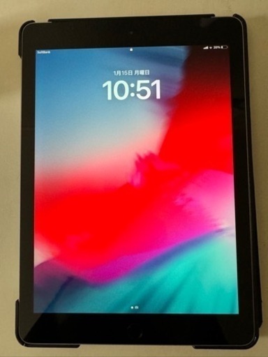 iPad 9.7 インチ 第6世代 - 2018 - Wi-Fi + 4G - 32 GB - スペースグレイ