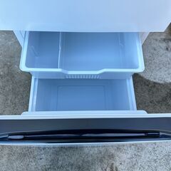 【動作保証あり】Hisense ハイセンス 2023年 HR-D15F 162L 2ドア 冷凍冷蔵庫【管理KRR571】