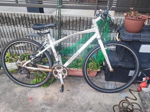 Momentumクロス自転車(中古)　直接引き取り限定