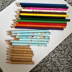 【0円】色鉛筆　いろえんぴつ