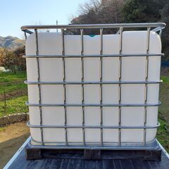 貯水タンク　 SCHUTZ 　容量：1000L