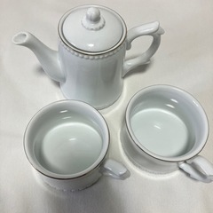 Afternoon Tea アフタヌーンティー　ティーポット&カップ