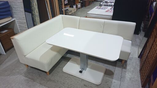 ニトリ｜NEW PRESA｜昇降テーブル｜L字ソファダイニングセット