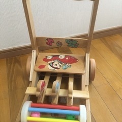 カタカタ歩行器　手押し車