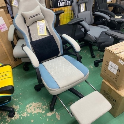 新品ゲーミングチェア　傷一箇所