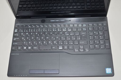 中古ノートパソコン 富士通 AH55/D3 Windows11+office core i7-8565U 