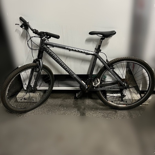 ★早い者勝ち！値下げ!! ★店頭にて試乗可★J3302 美品！人気モデル！Cannondale キャノンデール  F400 マウンテンバイク MTB  3×9段変速 480ｍｍ 軽整備済み クリーニング、簡易メンテナンス済み　【リユースのサカイ柏店】 中古自転車 　流山市 中古マウンテンバイク 松戸市 中古マウンテンバイク 我孫子市 中古マウンテンバイク 船橋市 中古マウンテンバイク 守谷市 中古マウンテンバイク 取手市 中古マウンテンバイク