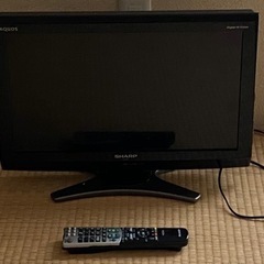 シャープ　液晶テレビ　20インチ　2010年製