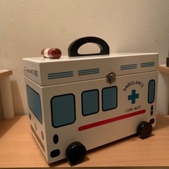  救急車　木製救急箱ボックスケース大容量 
