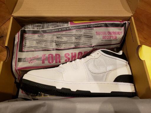 Social Status × Nike Attack