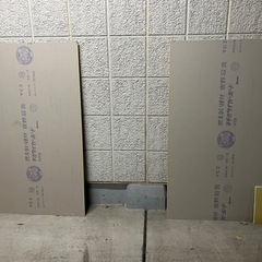 石膏ボード　プラスター　12.5x910x1790 壁材　壁補修