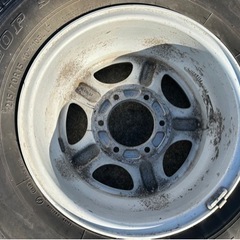 アルミホイール タイヤ付き、キャラバンで使用。