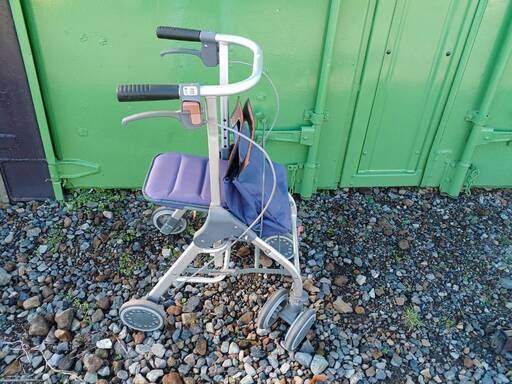 シニア押し車中古品　買い物　散歩