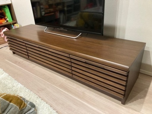 テレビボード