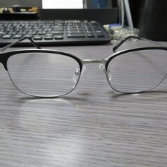 キクチ　タケオ　近々老眼鏡　チタン　新品同様