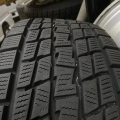 スタッドレスタイヤ　アルミ付き　225 60 R17 フォレスター等に