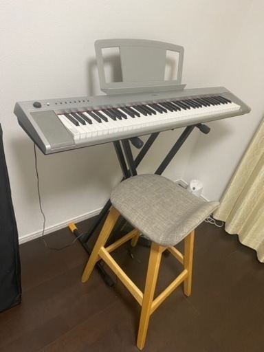 ニトリ　ハイチェア　グレー