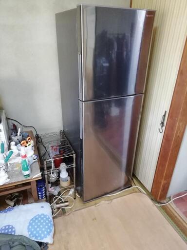 シャープ冷蔵庫2022年製 225 L 冷蔵庫 高知市内 無料配達