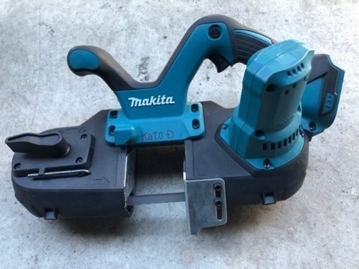 マキタmakita　充電式ポータブルバンドソー　PB181D  18V  中古