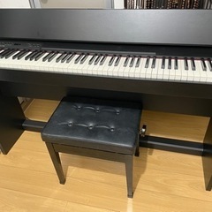 Roland F-140R電子ピアノ　88鍵盤椅子付き 黒木目調仕上げ