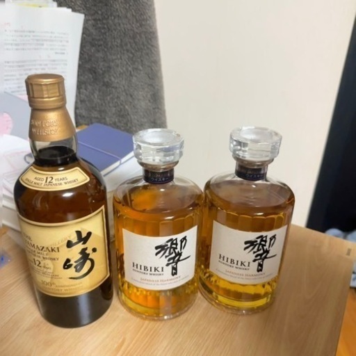 山崎12年　100周年ラベ  700ml 1本　 響ジャパンハーモニー700ml 2本