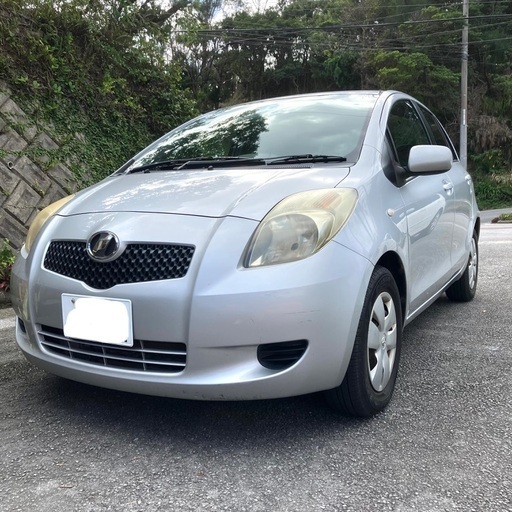 TOYOTA Vitz (トヨタ ヴィッツ)  走行16万km 車検あり
