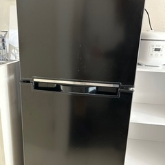2018年式　冷蔵庫