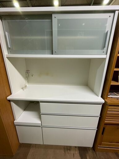 松田家具　スライド扉キッチンボード