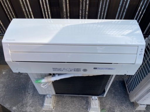PANASONIC エアコン　2022年 CU-222DJR