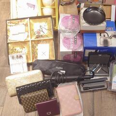 大量 まとめセット 雑貨 衣類 タオル 財布 食器 洗剤 時計 調理器具など