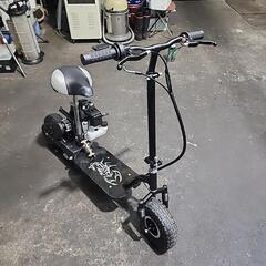 エンジン付き キックボード