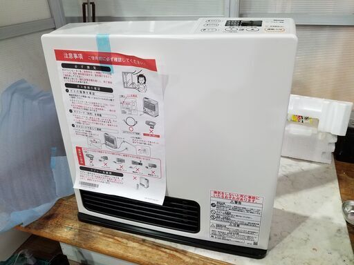 ✨うれしい未使用品✨Rinnnai 23年製 SRC-365E LPガスファンヒーター【愛市IJ4016826-104】