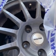 スタッドレスタイヤ205/55 R16 アルミ付き