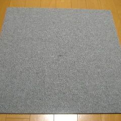 日本製タイルカーペット１枚１４０円・在庫２９枚・訳あり品・未使用...