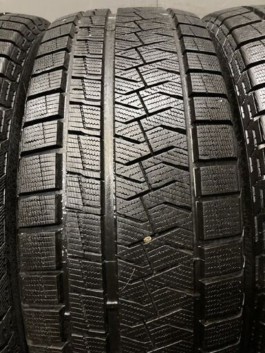 走行短め PIRELLI ICE ASIMMETRICO 235/55R19 19インチ スタッドレス 4 