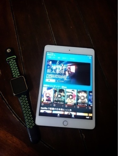 I pad mini4 16GとApple Watch series3 42mm