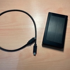 3.5HDケース、USB-C接続、一つ目
