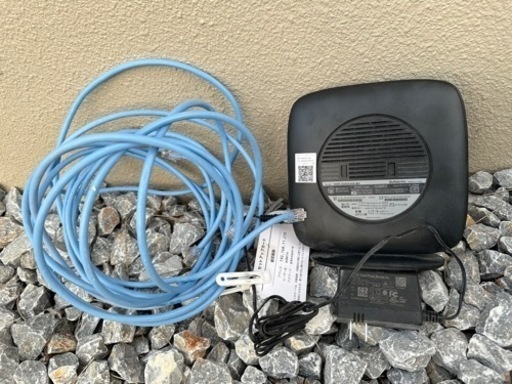 【使用歴1年】バッファロ　WSR-3200AX4S LANケーブル付き　使用歴1年未満