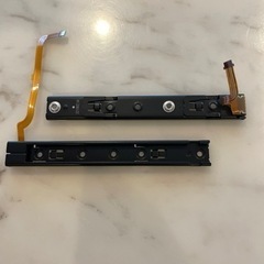 新品switch本体側のレール　修理用