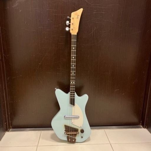Loog 3弦エレキギターレアな初期型　エレキ三線