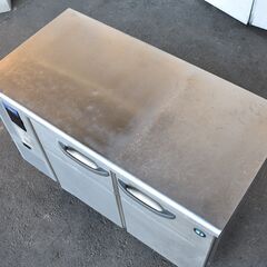 ジモ取引終了3/14配送】≪zyt1258ジ≫ ホシザキ 業務用テーブル形冷蔵庫