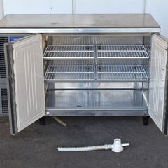 ジモ取引終了3/14配送】≪zyt1258ジ≫ ホシザキ 業務用テーブル形冷蔵庫