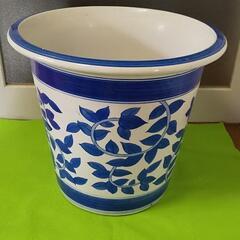 陶器製 花瓶  傘立て 植木鉢？ 