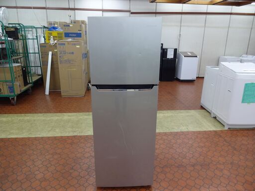 ID 235489　冷蔵j庫２ドア　227L　ハイセンス　２０１８年　やさいBOX無し　HR-B2301
