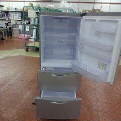 ID 388482 冷蔵庫3ドア 272L アクア 2015年 野菜室トレー無し AQR-271D