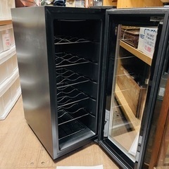 【売約済み】【武蔵小山店】 2022年製　ルフィエール ワインセラー 40L 12本収納 日本メーカー製　ペルチェ使用 LW-S12 12本　検　ワインクーラー　ワイン　収納　保存　保管　ペルチェ式　取説　取扱説明書　付き