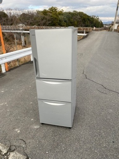 ‍♀️☘️大阪市から阪南市まで配達設置無料‍♀️日立冷蔵庫265L保証有り