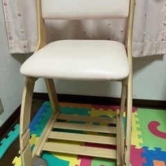 コイズミ学習椅子ピンク0円